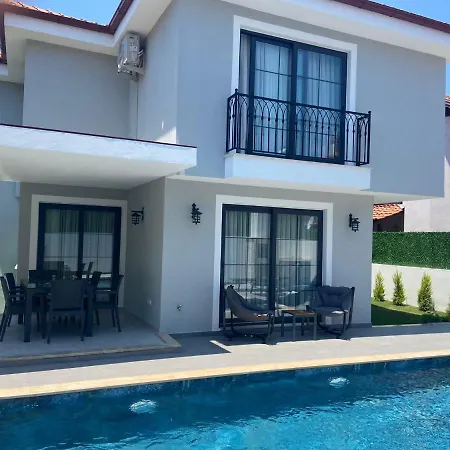 Charming 3-Bed Villa Meysen Villa