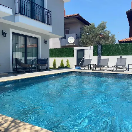 Charming 3-Bed Villa Meysen Villa *