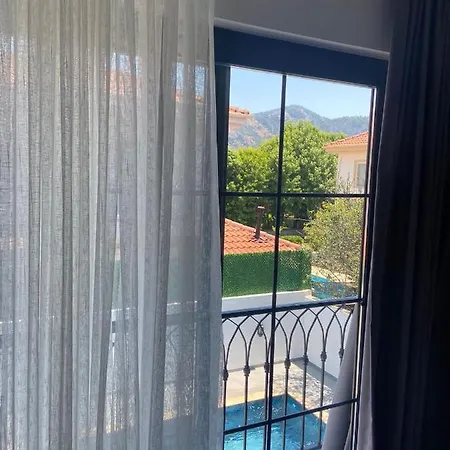 Villa Charming 3-Bed Villa Meysen Dalyan